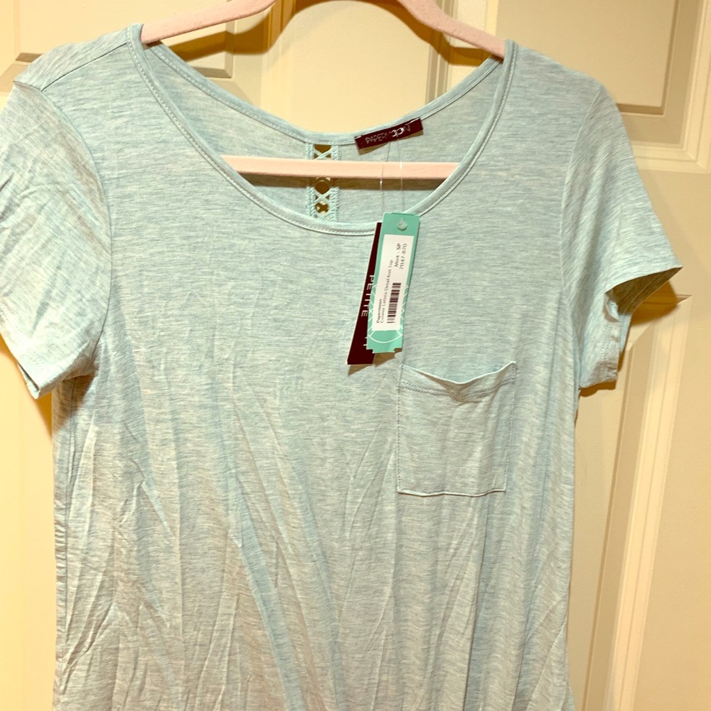 Turquoise short sleeve tee